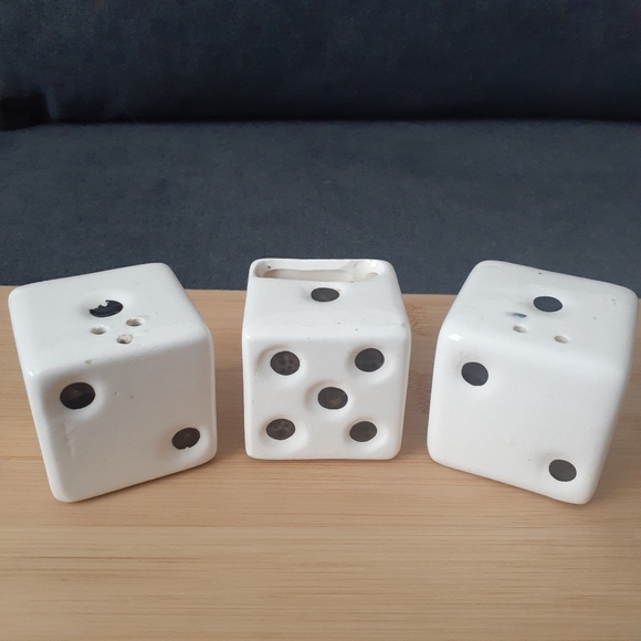 Other - Vintage Dice 3pc Salt and Pepper Shakers